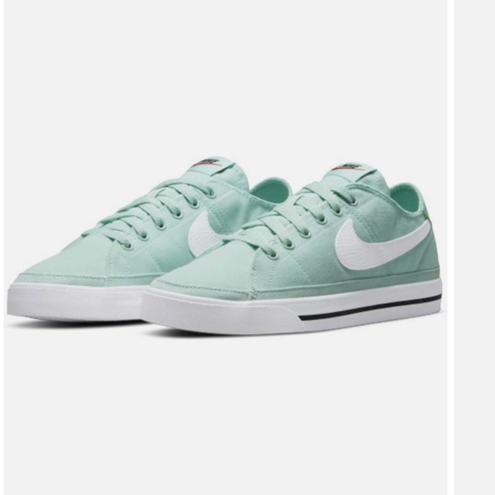 Nike Court Legacy Canvas Sneakers
